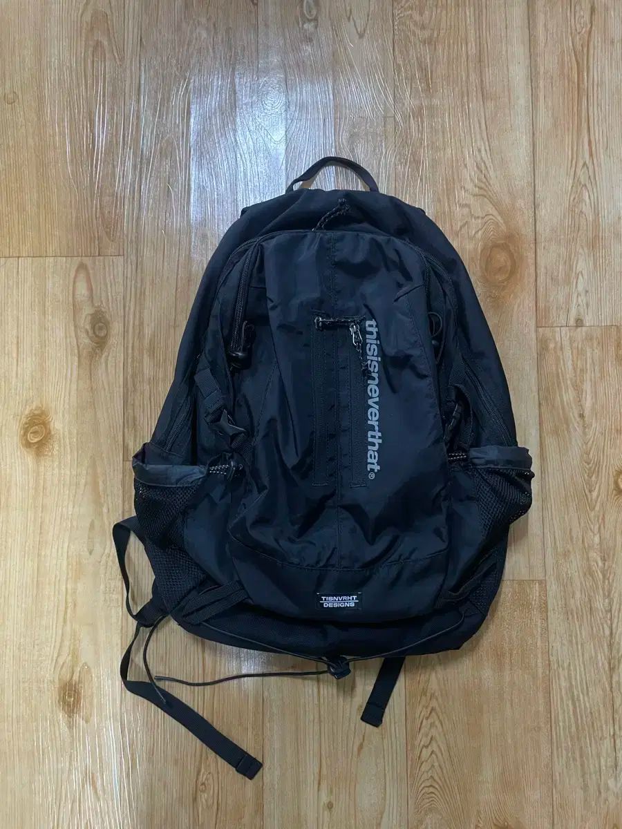ディス イズ ネザーベット バックパック