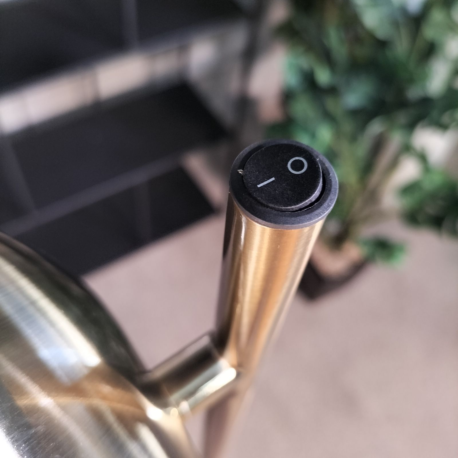 AYTM LUCEOフロアランプ ゴールド モデルルーム展示品(320) - メルカリ