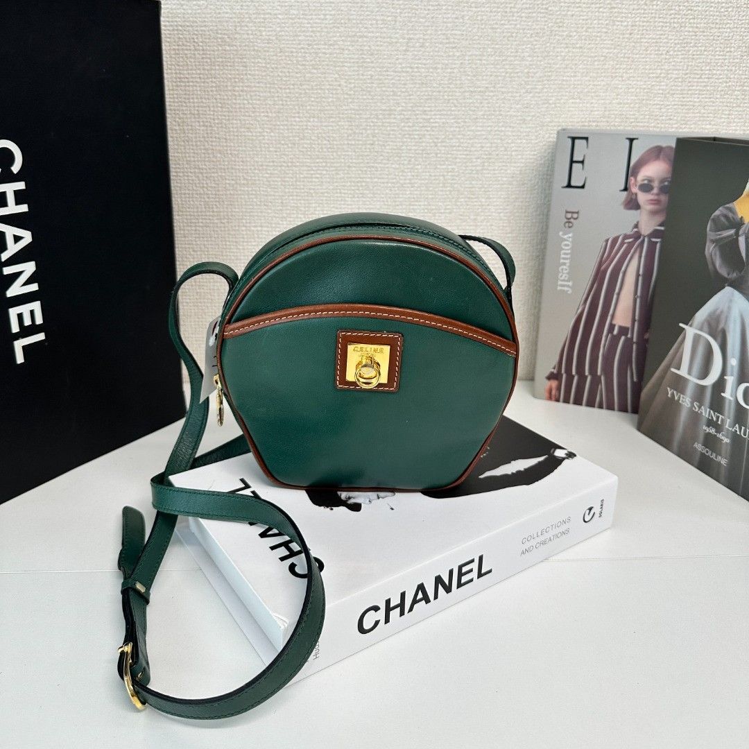 CELINE セリーヌ ハーフムーン ショルダーバッグ ガンチーニ