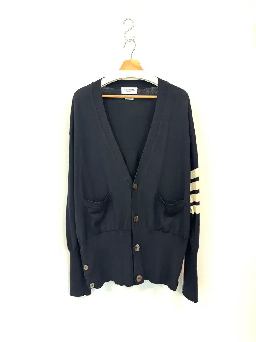 THOM BROWNE トム・ブラウン オーバーサイズ ネイビー カーディガン 1