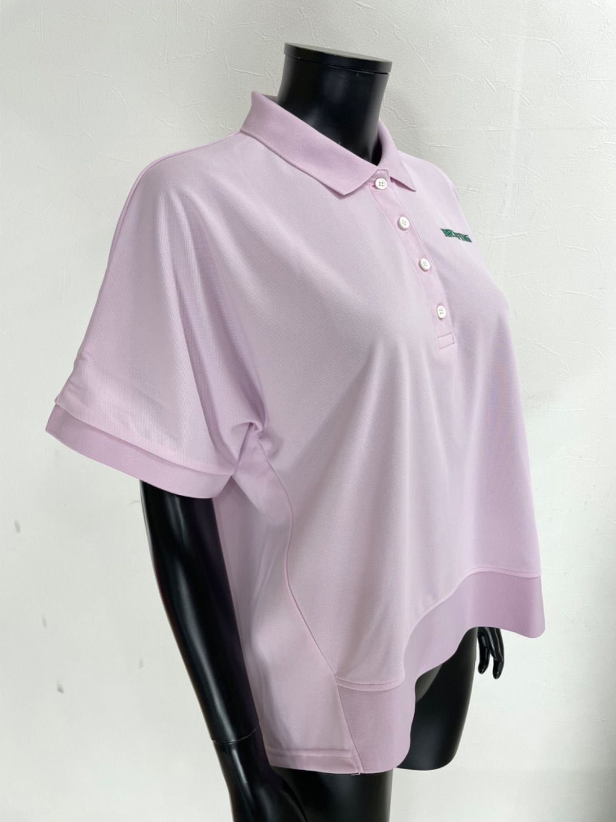 ポロシャツ ロゴ刺繍