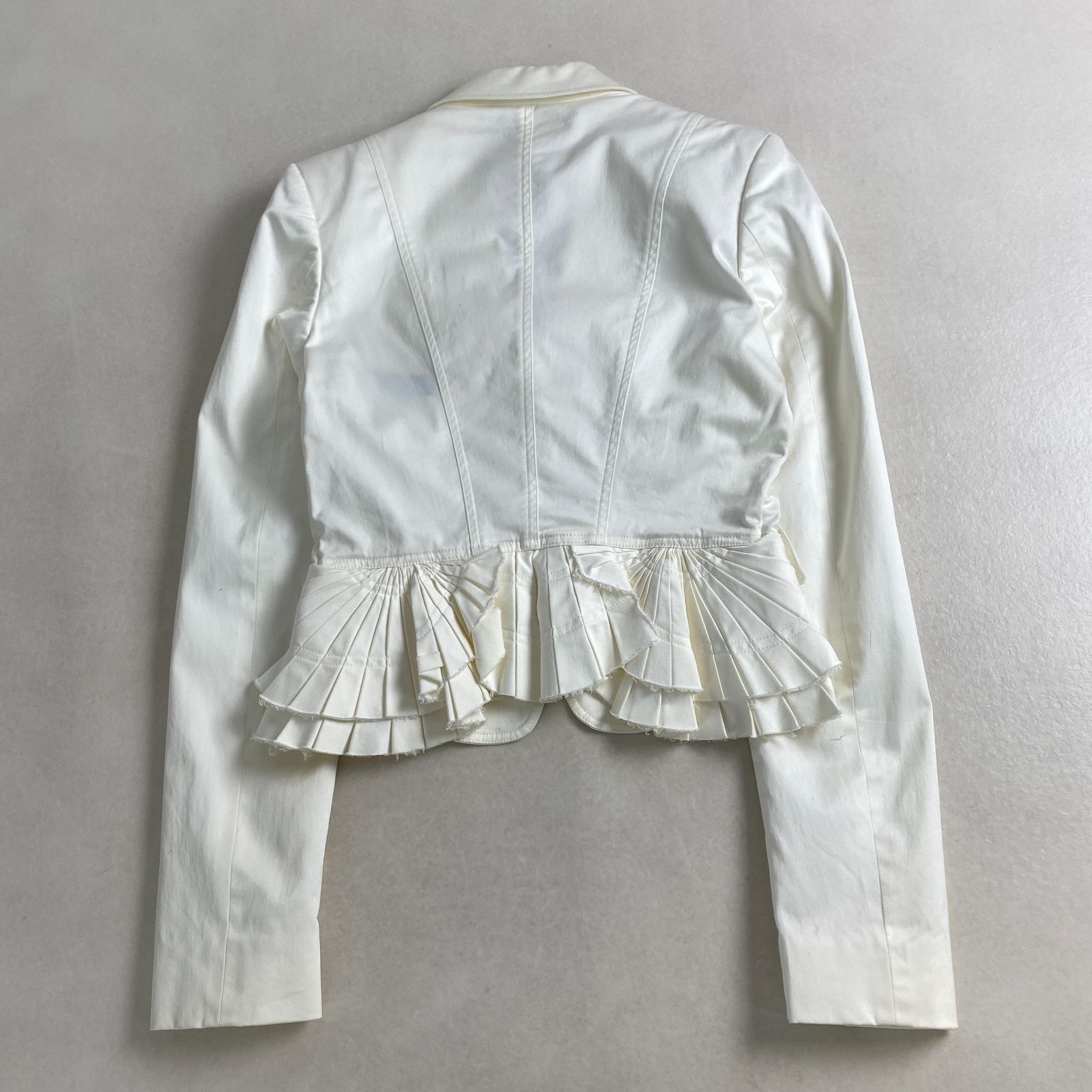 フリルジャケット オフホワイト