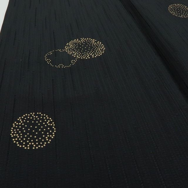 越後印伝 雪輪文