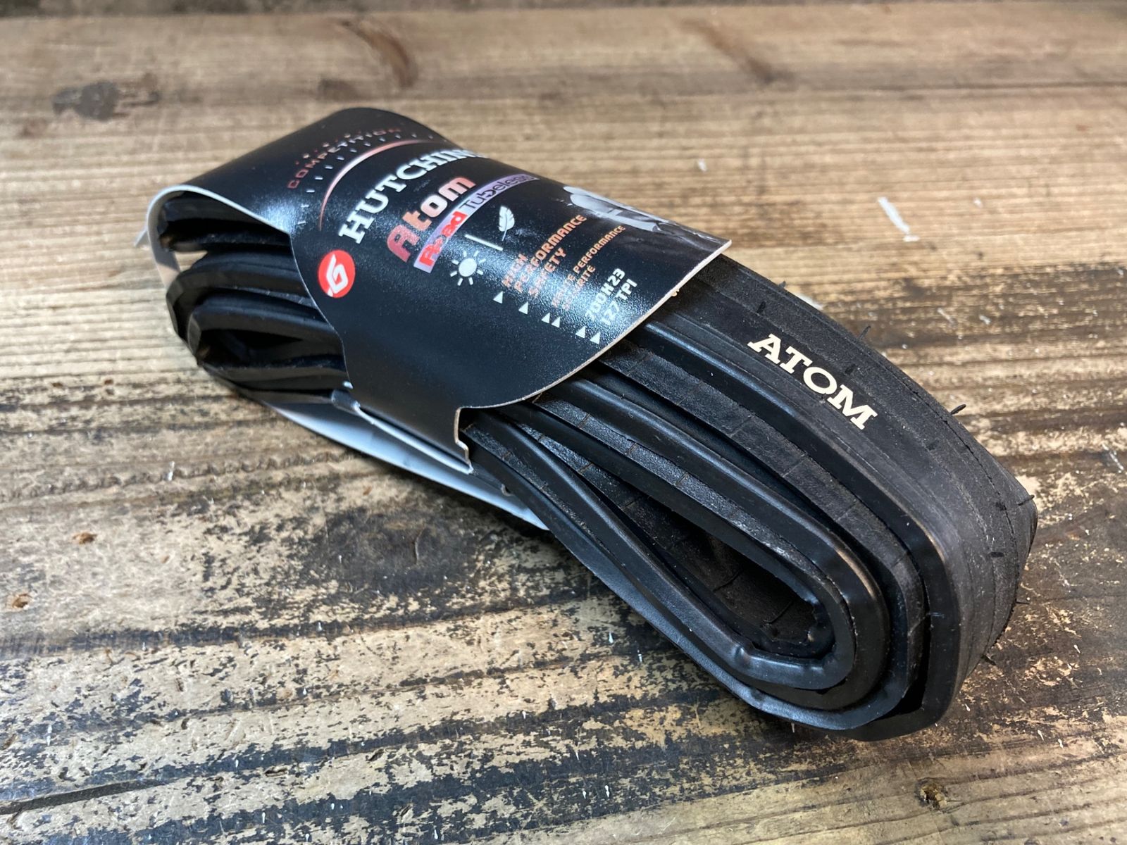 JM355 ハッチンソン HUTCHINSON ATOM TLS NOIR SKW タイヤ 700x23 2本セット BRIGHTFACE_UK