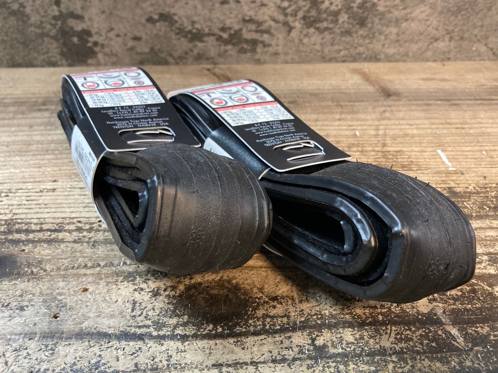 ハッチンソン HUTCHINSON