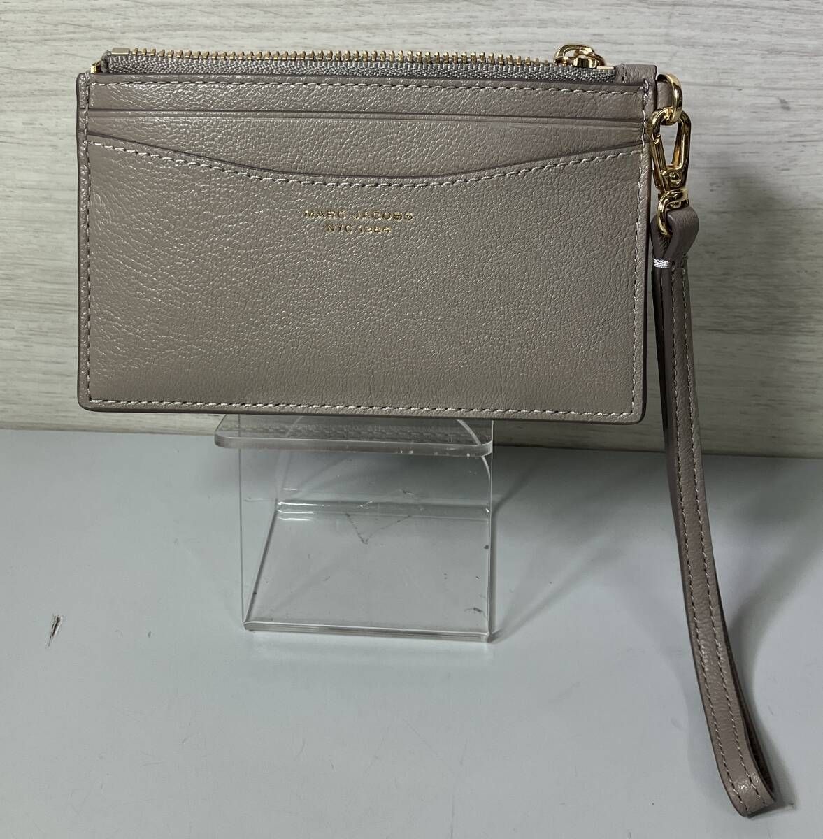 MARC JACOBS スリム ベージュ カードケース