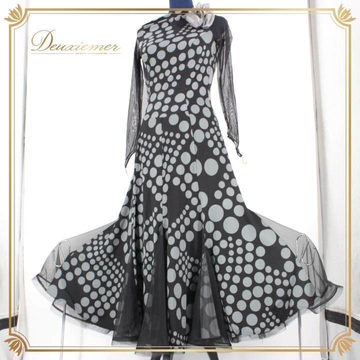 社交ダンス 衣装 ドレス ワンピース パーティ衣装 女性用 レディース オールシーズン ブラック系 グレイ系 in the MOOD インザムード 黒 水玉 ドット 長袖 ユニークデザイン コサージュ付き 取り外し可 ポリエステル素材 伸縮性あり