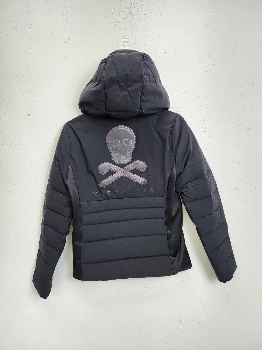 LONA マークアンドロナ