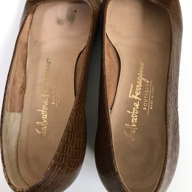 品質保証！ タ サルヴァトーレ フェラガモ Salvatore Ferragamo ヴァラリボンパンプス ６1|2 23.5㎝相当 ブラウン 100％品質保証。