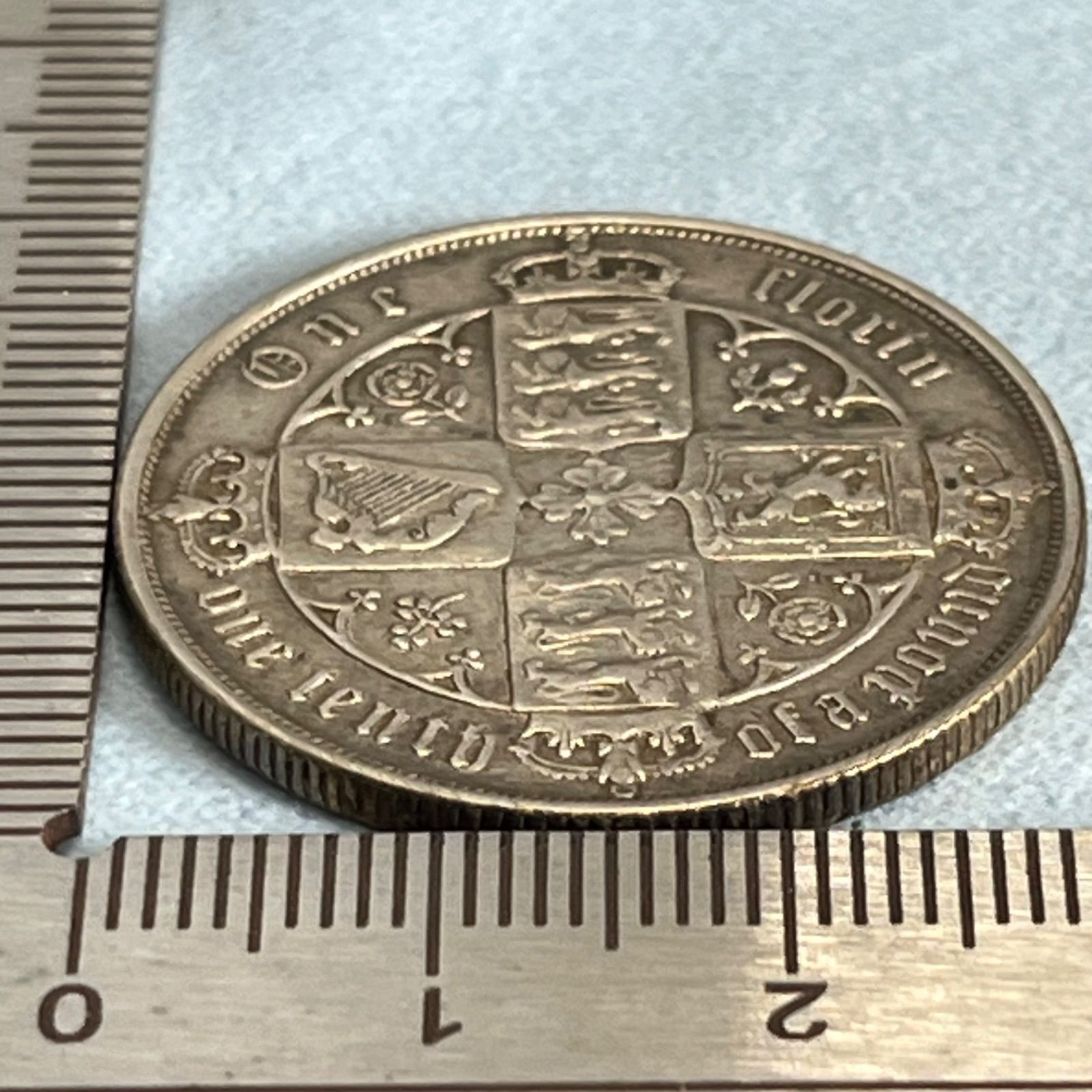 銀貨】1856年 イギリス ヴィクトリア女王 “Gothic Florin”／ゴシック体