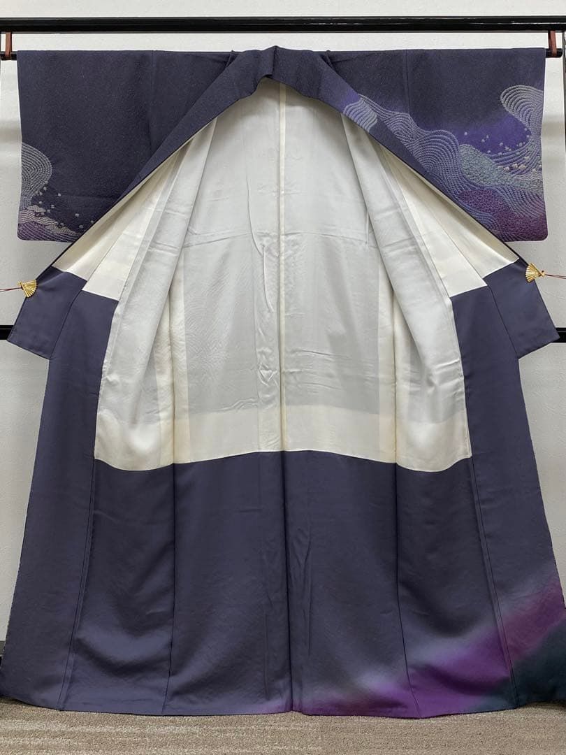 滝泰謹製 落款入 おぼろ染め 襲絞り 手刺繍 訪問着 金通し 紋意匠 正絹