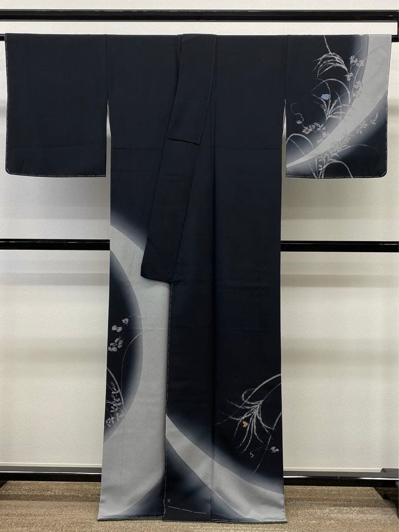 辻村寿三郎 ジュサブロー 付け下げ 訪問着 手刺繍 手描き 正絹 躾糸付き 辻村寿三郎 ジュサブロー 付け下げ 訪問着 手刺繍 手描き 正絹 躾糸