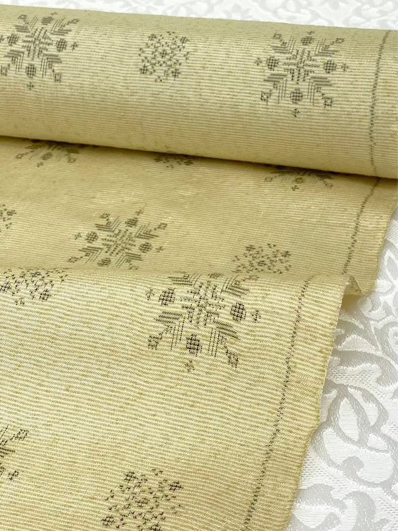 薩摩大島 奄美大島紬 西村絹織物 反物 絣 正絹 地球印 薩摩大島 奄美大島紬 西村絹織物 反物 絣 正絹 地球印 - メルカリ