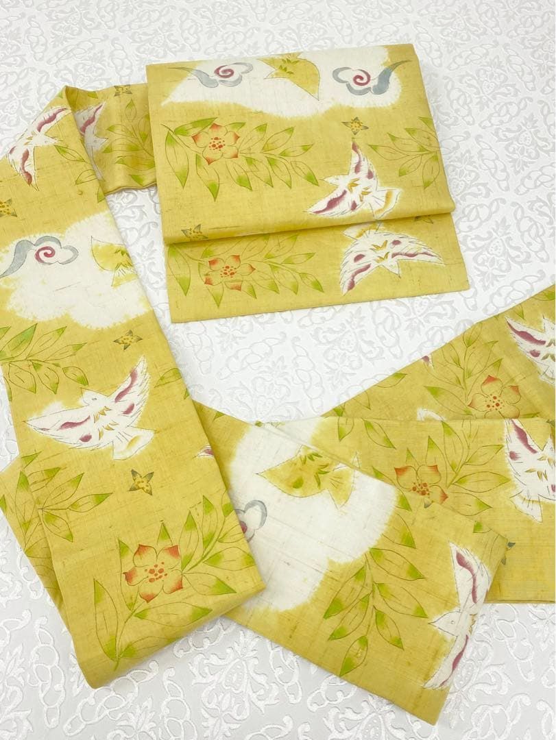 国画会準会員 鈴木紀絵 型絵染 「雲と鳥文様」 絞り 紬地 九寸名古屋帯 全通 国画会準会員 鈴木紀絵 型絵染 「雲と鳥文様」 絞り 紬地 九寸名古屋帯