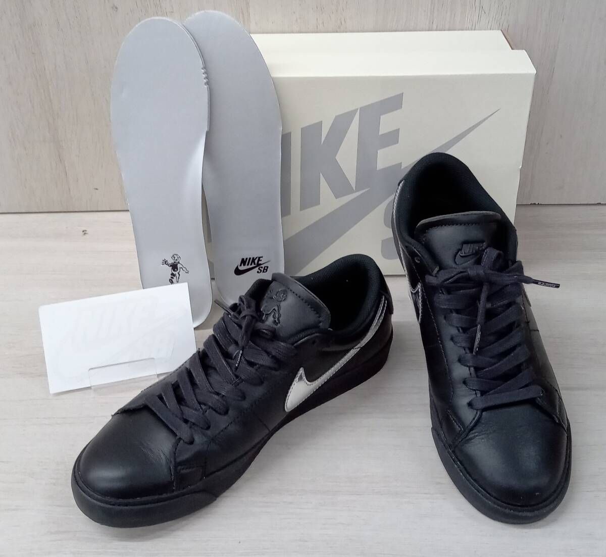 NIKE SB×Dancer Skateboards ナイキ エスビー× ダンサー スニーカー Zoom Blazer Low QS HJ6703-001 ブラック 26cm