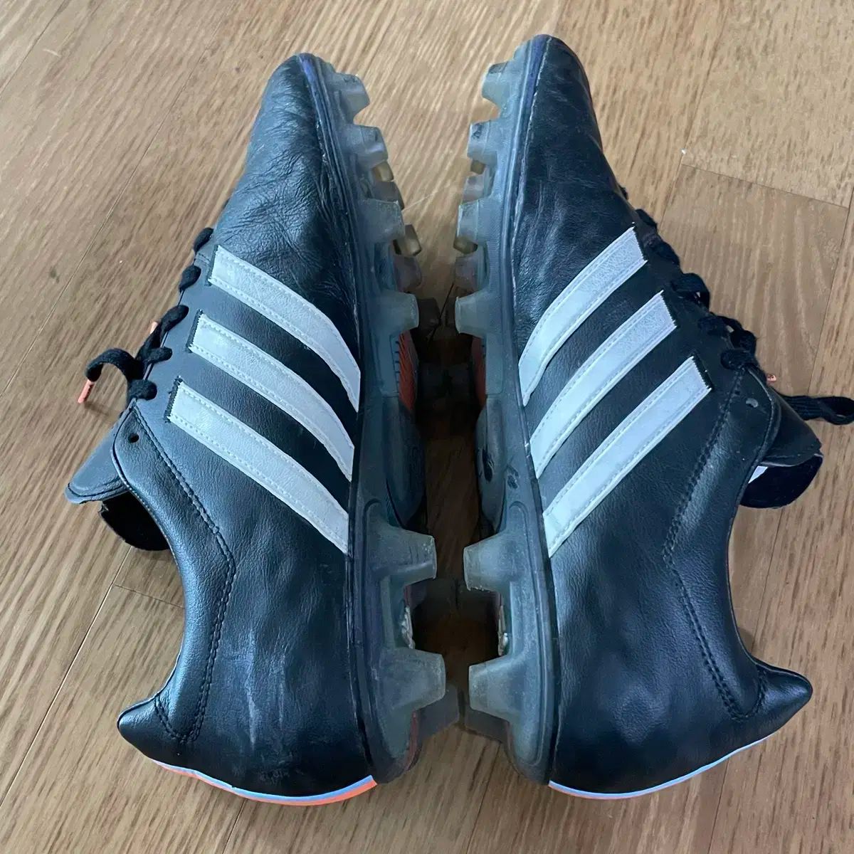 サッカーシューズ