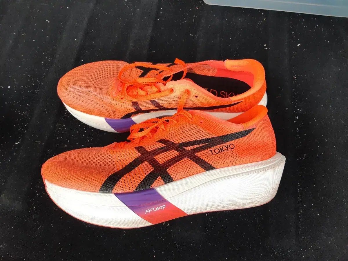 asics アシックス メタスピード スカイ 東京