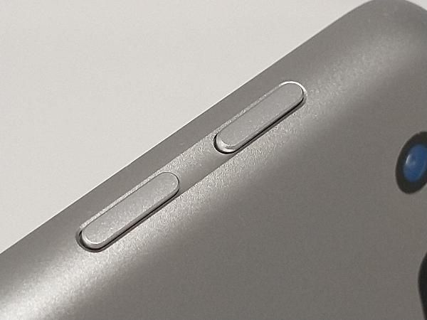 スペースグレイ