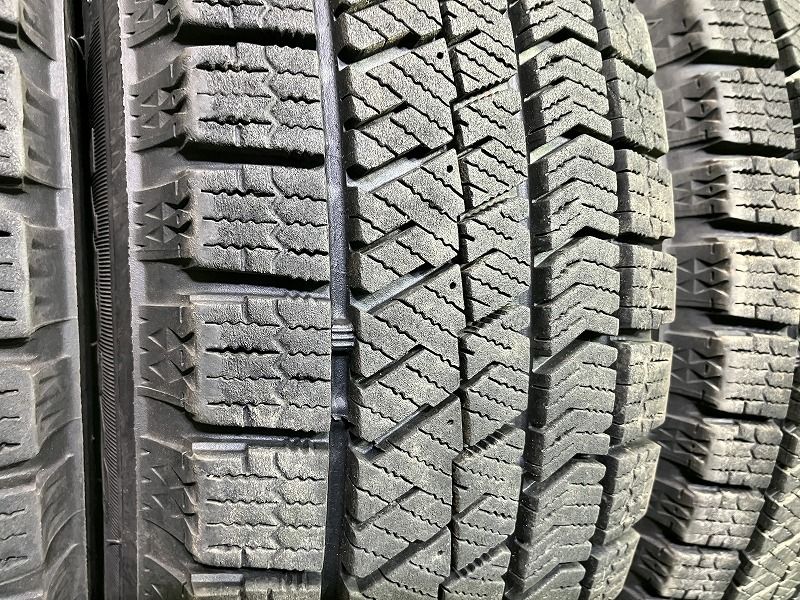 ブリヂストン ブリザックVRX2