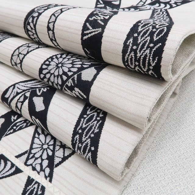 自分流のフォーカス 創作帯で夢気分