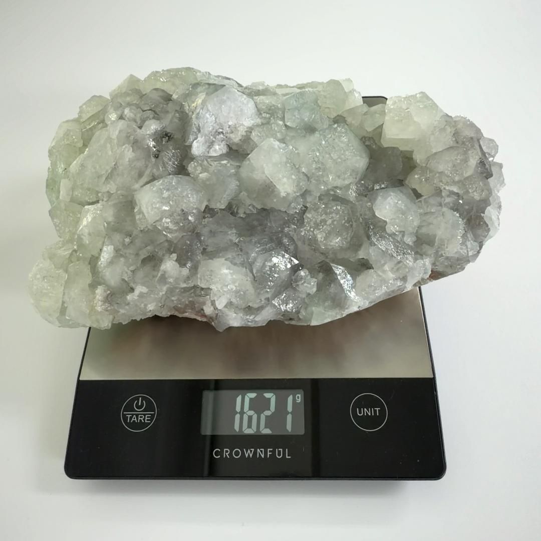 E31870 アポフィライト 魚眼石 インド 沸石 ゼオライト 天然石 鉱物 原石 パワーストーン 沸石 ゼオライト