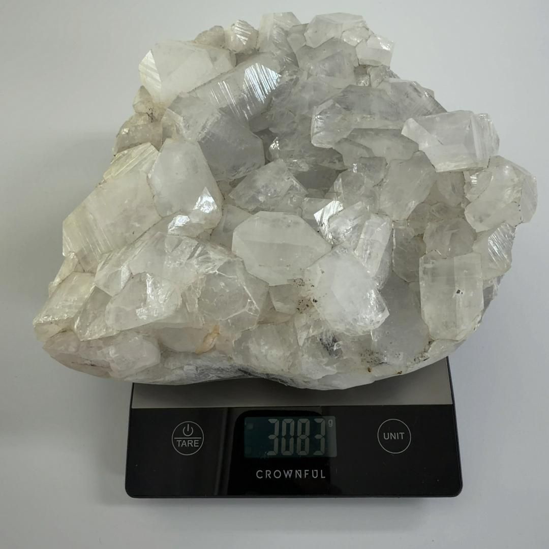 E31873 アポフィライト 魚眼石 インド 沸石 ゼオライト 天然石 鉱物 原石 パワーストーン 沸石 ゼオライト