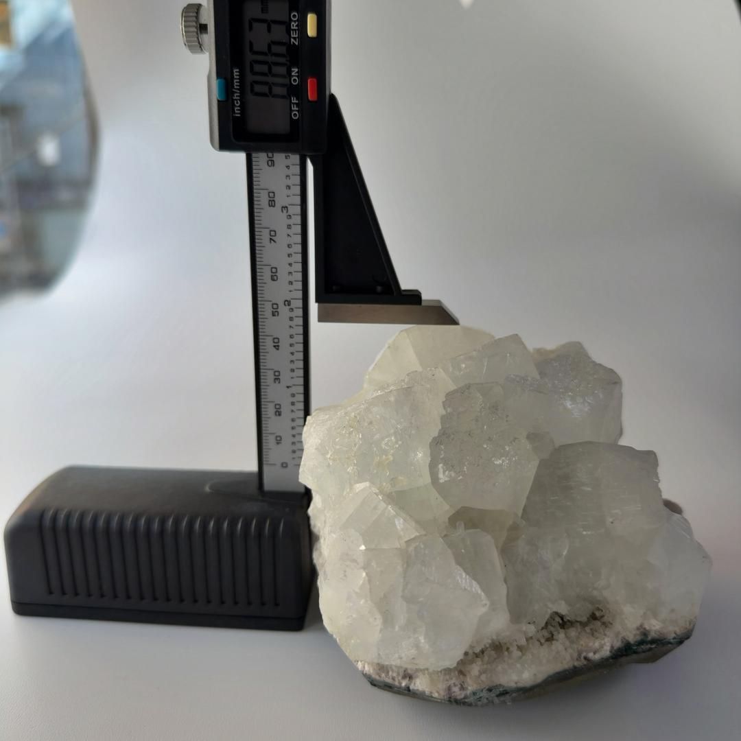 E31875 アポフィライト 魚眼石 インド 沸石 ゼオライト 天然石 鉱物 原石 パワーストーン 沸石 ゼオライト