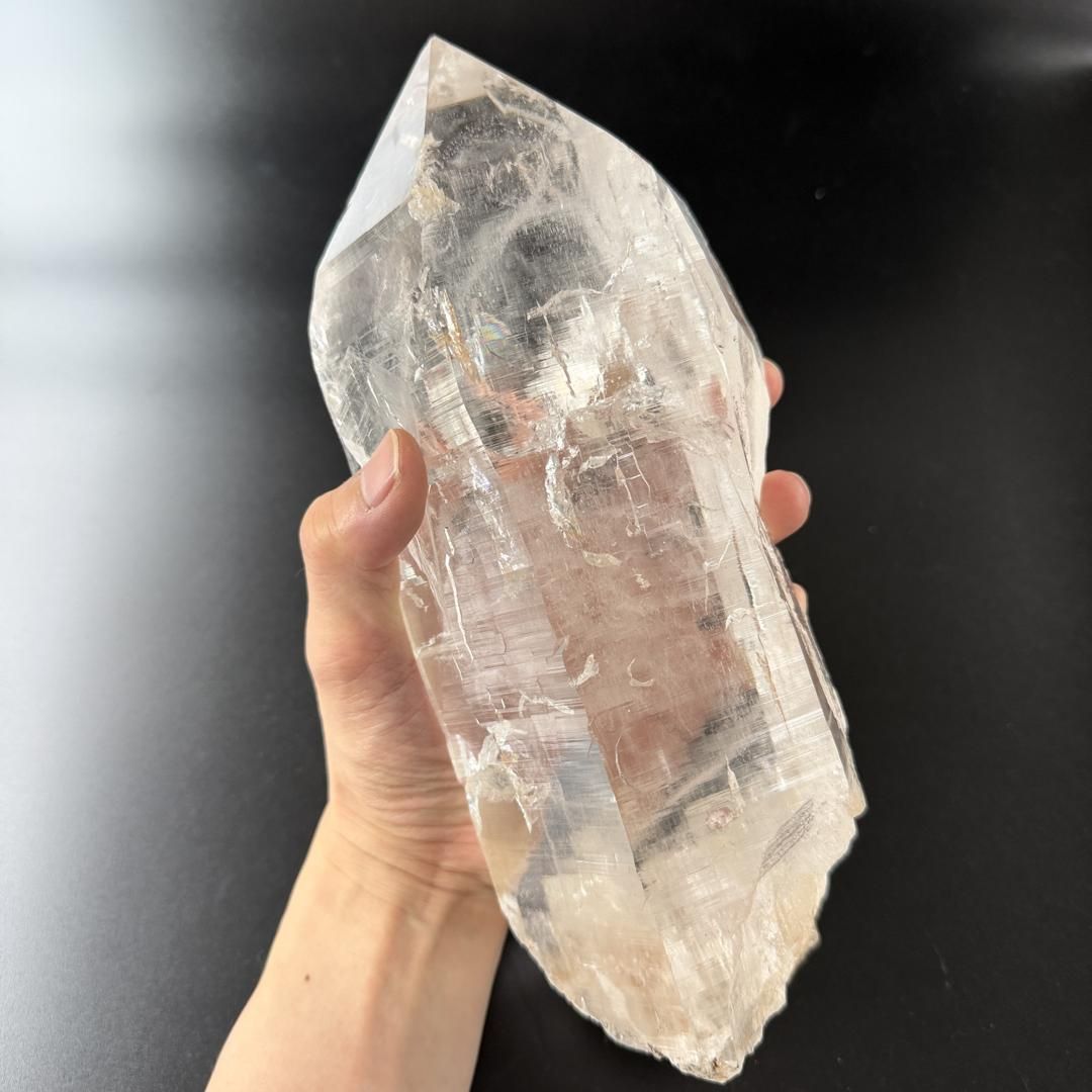 E31877 ヒマラヤ水晶 マニハール産 水晶 ヒマラヤ産 ヒマラヤ水晶 一本剣 原石 天然石 鉱物 パワーストーン クォーツ