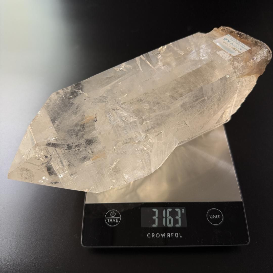 E31877 ヒマラヤ水晶 マニハール産 水晶 ヒマラヤ産 ヒマラヤ水晶 一本剣 原石 天然石 鉱物 パワーストーン クォーツ