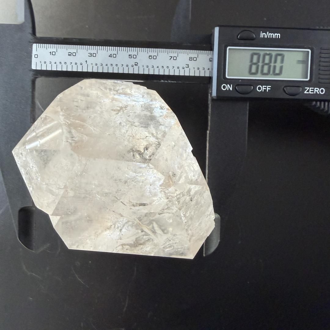 E31879 ヒマラヤ水晶 マニハール産 水晶 ヒマラヤ産 ヒマラヤ水晶 一本剣 原石 天然石 鉱物 パワーストーン クォーツ