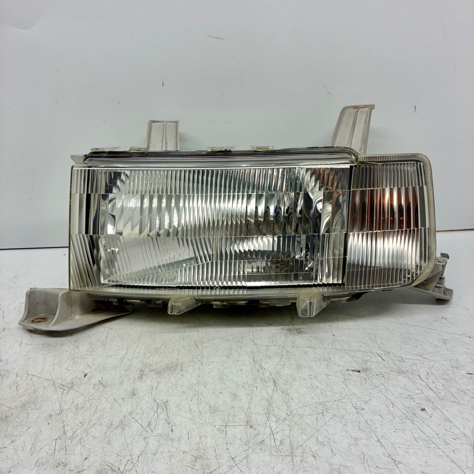 割れ無 コーティング済 トヨタ NCP30 NCP35 bB ヘッドライト ランプ レンズ 左右セット LR ハロゲン レベ無 koito 52-032 P71635