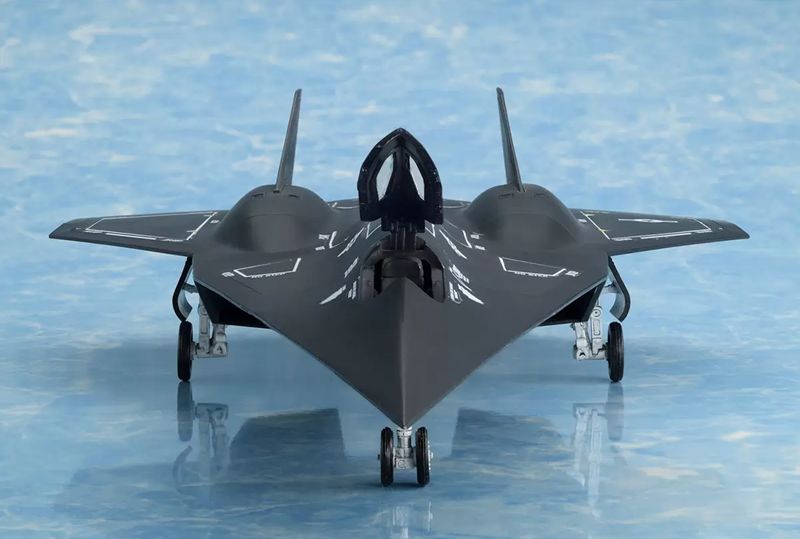 ベルファイン オファー 1/72スケール ダークスター (プラスチック