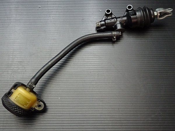 ハーレー スポーツスター XL1200R-I 純正 リアブレーキマスターシリンダー ♪ F166