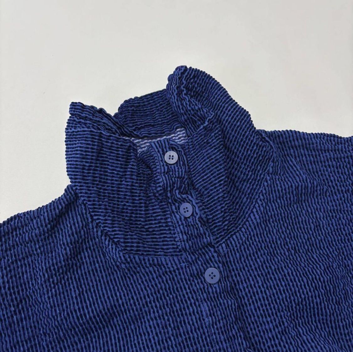 良品 me ISSEY MIYAKE ミー イッセイミヤケ シワシワ ハイネック