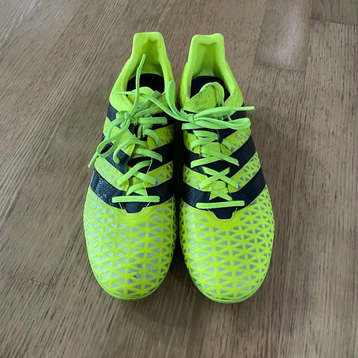 エース サッカーシューズ