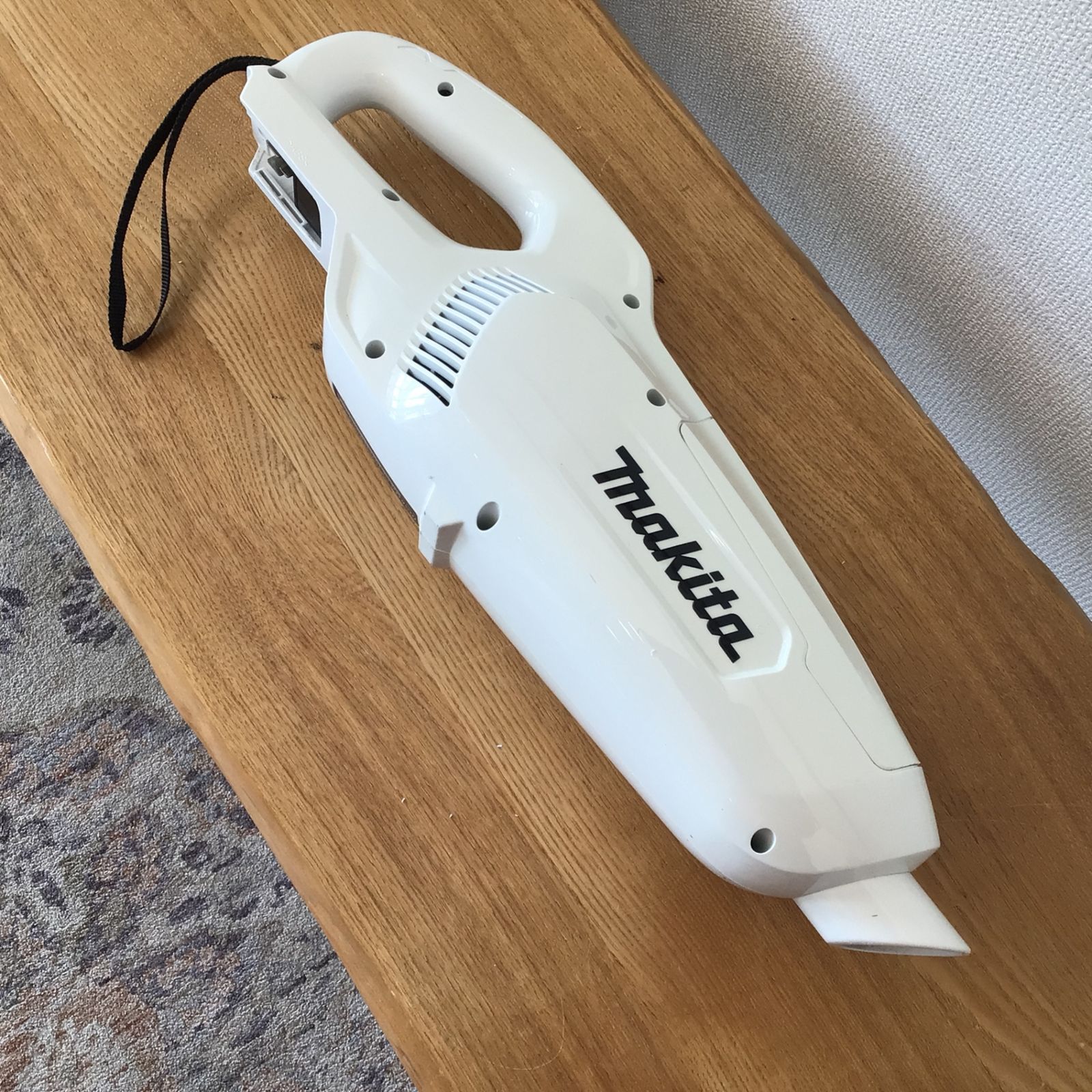 10115 【バッテリー無し】 Makita マキタ CL107FD 充電式掃除機
