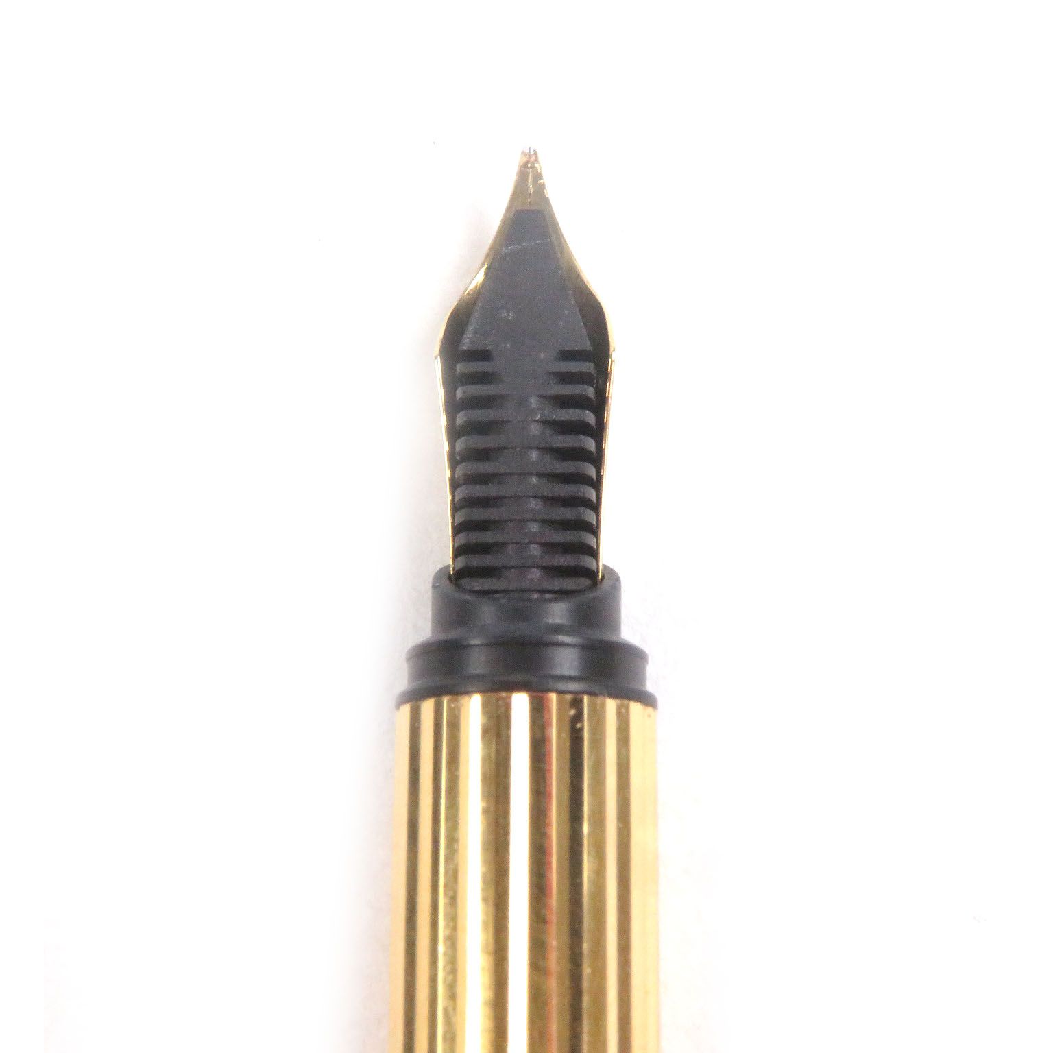 □Cartier カルティエ