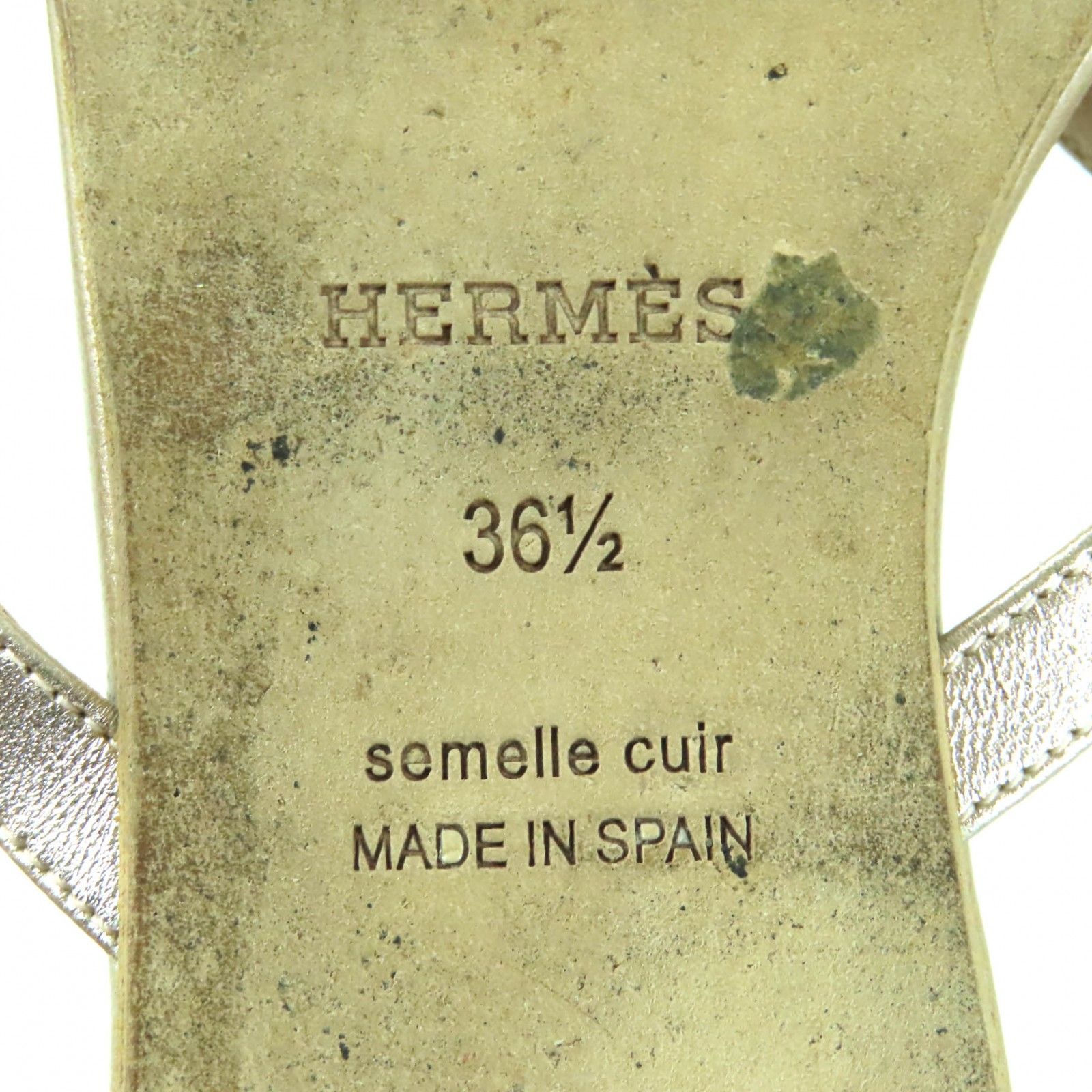 フラットサンダル