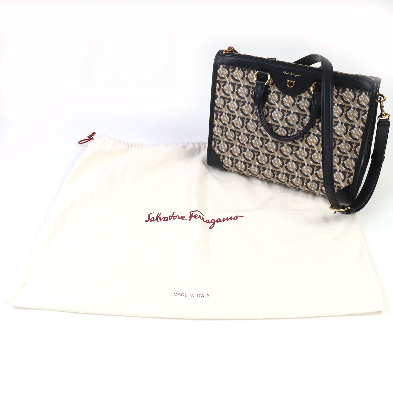 Salvatore Ferragamo サルヴァトーレフェラガモ レザー キャンバス ガンチーニ金具付き 2way ショルダー ハンドバッグ ブラック ベージュ ゴールド金具 イタリア製 レディース