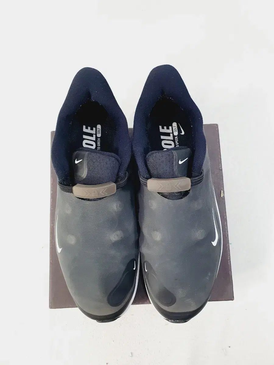 ナイキ ゴルフシューズ リアクト エース ツアー ブラック 250