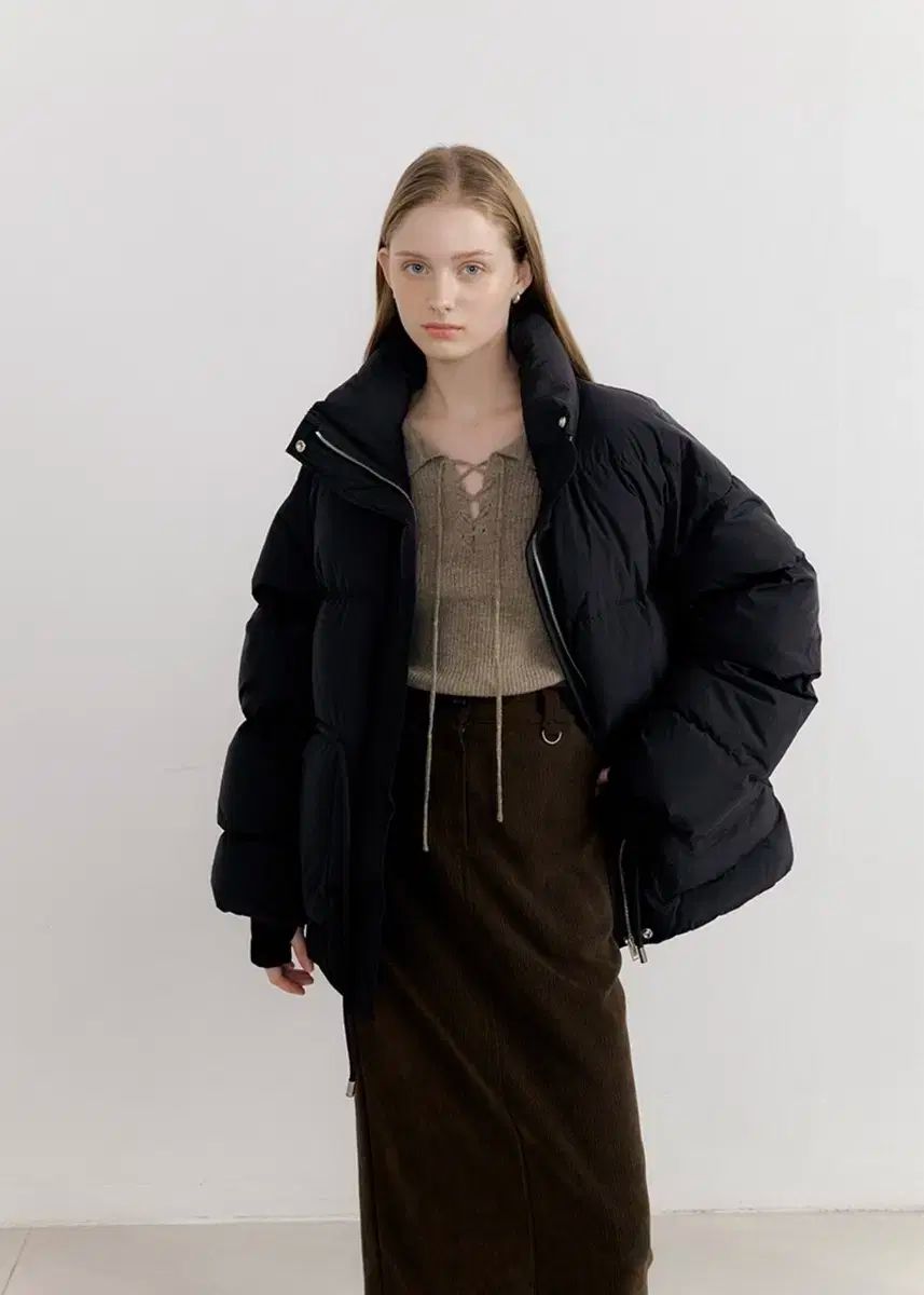 ourcomos ハイネック ダックダウン ハーフダウン ブラック