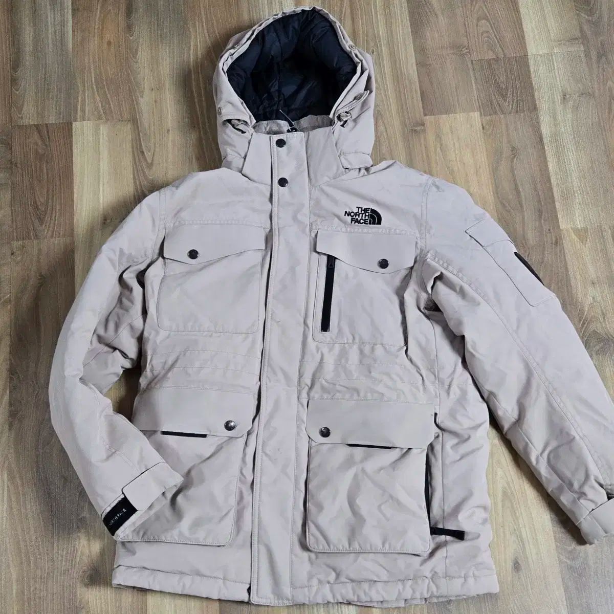 THE NORTH FACE ザノースフェイス ベージュ色 フード ダウン アウター