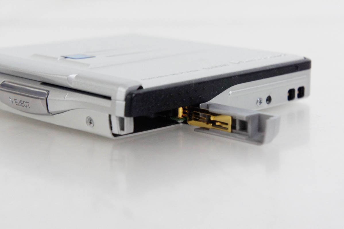 ポータブルMDプレーヤー