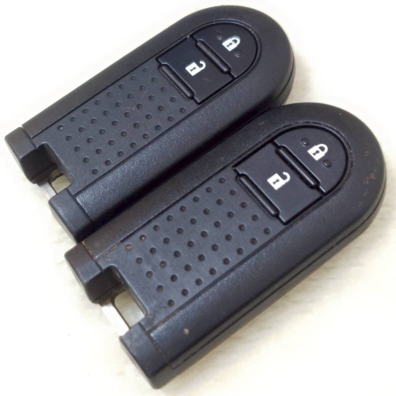 4ボタン 2ボタン