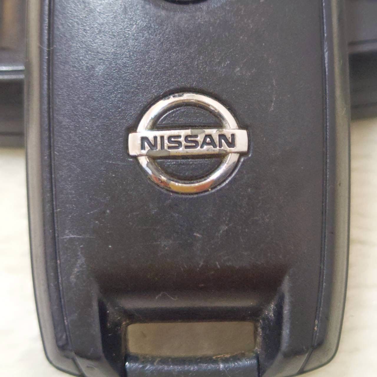 ! ! NISSAN ニッサン 日産 スマートキー キーレス エントリー システム 純正品 6個 セット 2ボタン スペアキー 鍵付き リモコン セキュリティ ドア ロック 施錠 業販 車 ディーラー 社用車 M37285jY BRIGHTFACE_UK