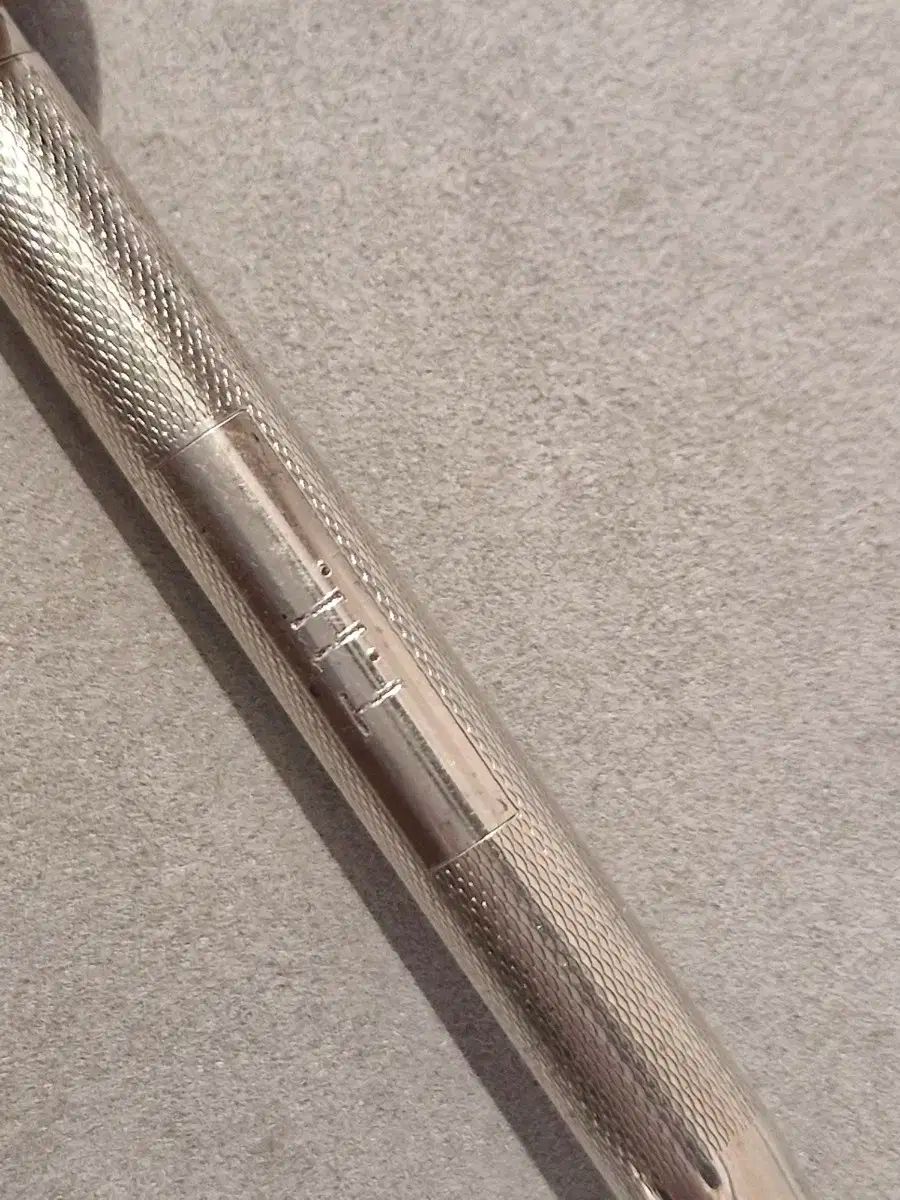 シャープペンシル