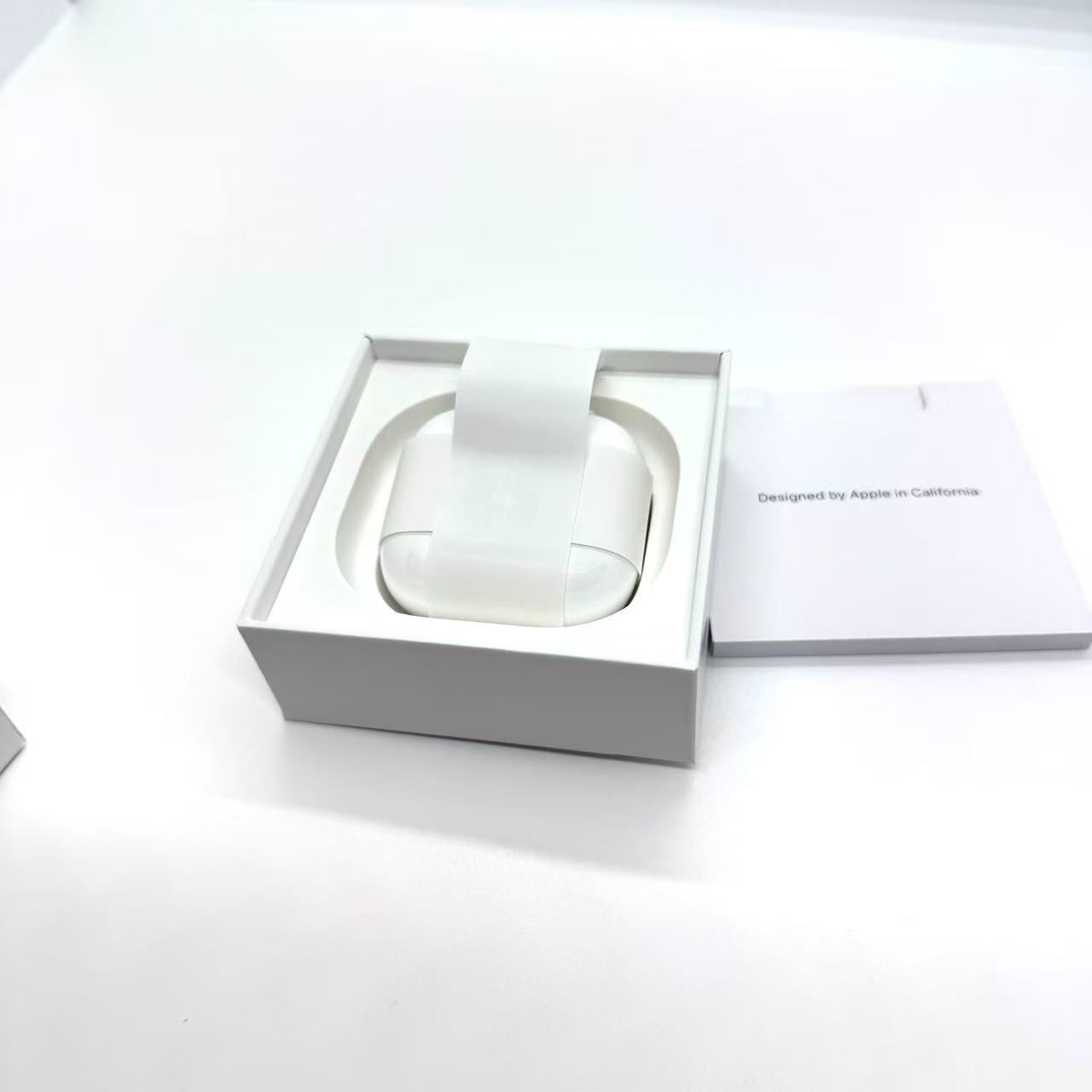  アップル Apple AirPods 4 MXP 93 J A アクティブノイズキャンセリング搭載 ワイヤレスイヤホン メーカー保証あり2026 10 28 ワイヤレスヘッドホン ヘッドホン