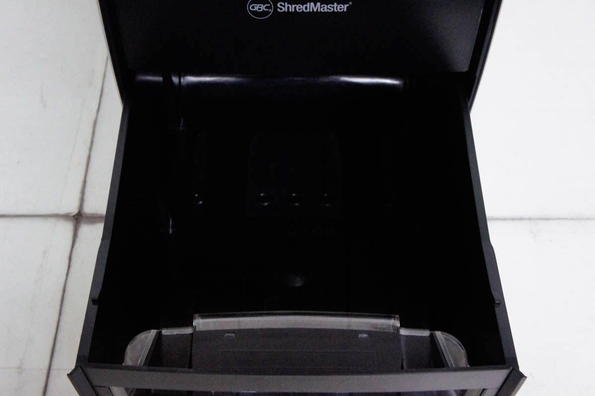 オートフィードシュレッダー