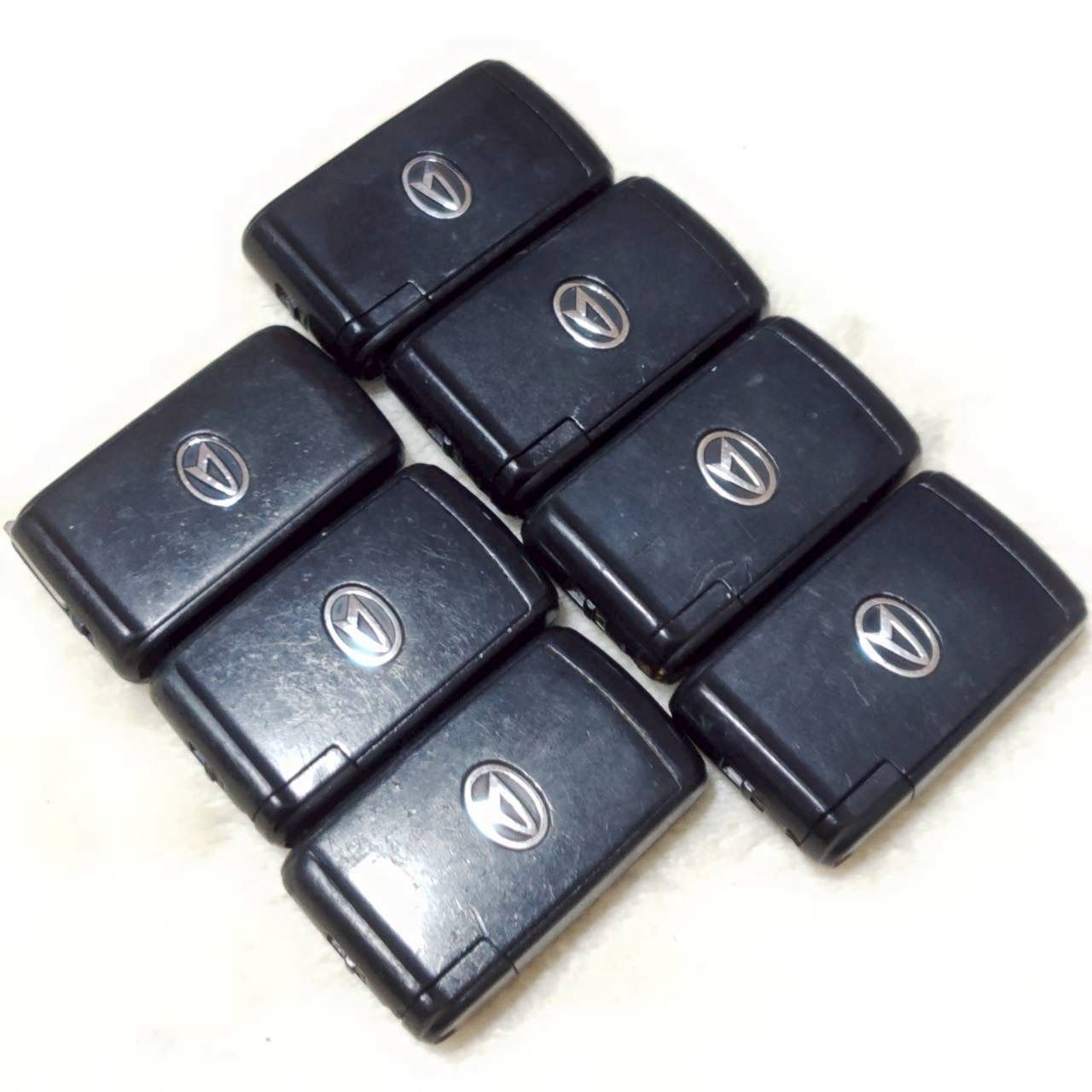 まとめ売り! ! DAIHATSU ダイハツ スマートキー キーレス エントリー システム 純正品 7個 セット 3ボタン 2ボタン 片側スライドドア スペアキー 鍵付き リモコン セキュリティ ドア ロック 施錠 業販 車 ディーラー|M37278jY