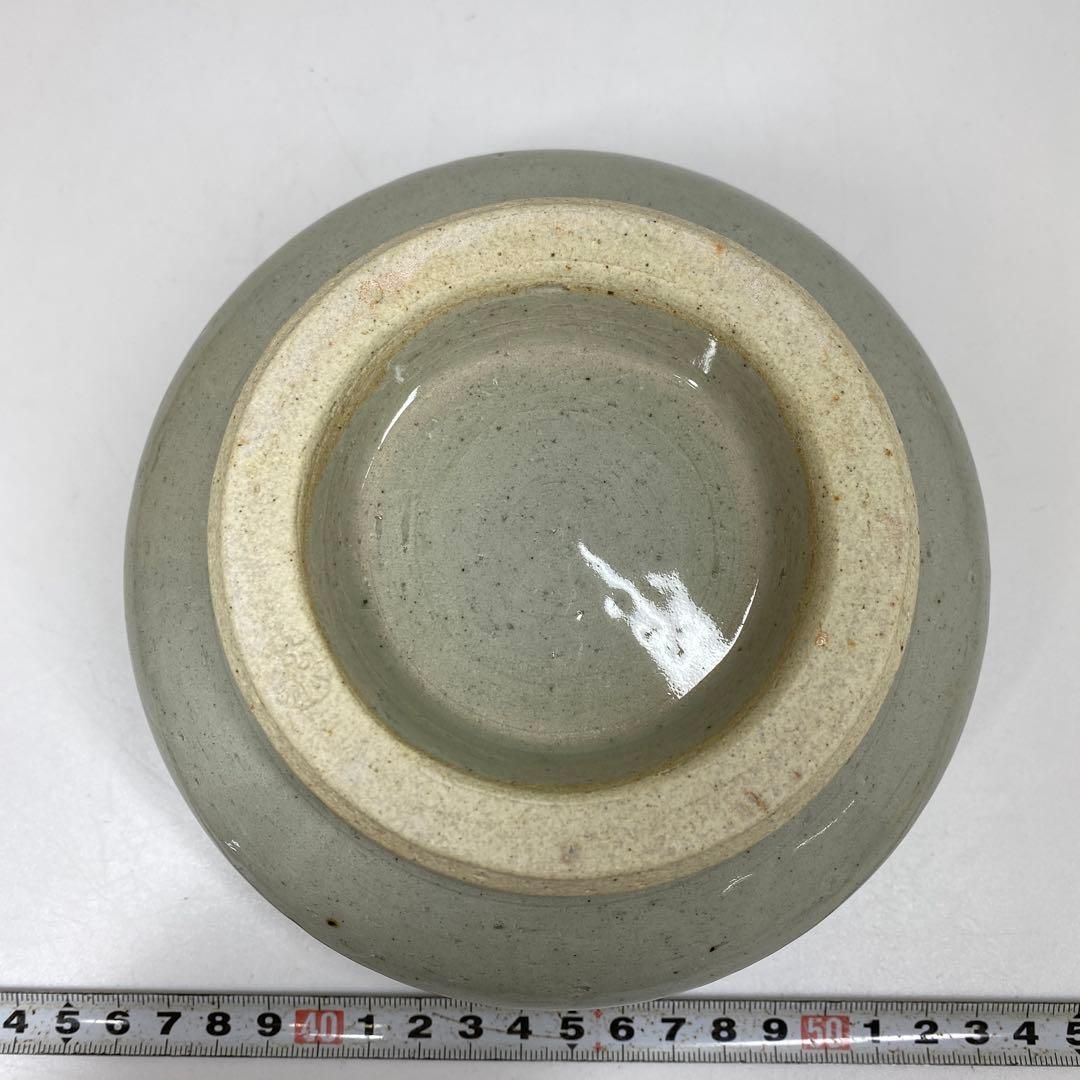 椋木英三 笹絵蓋物 共箱 師:寛次郎 高さ約16㎝（蓋込） 東里7-0207①